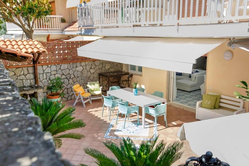 Patio, BBQ facilities, Garden, Garden, Dining area