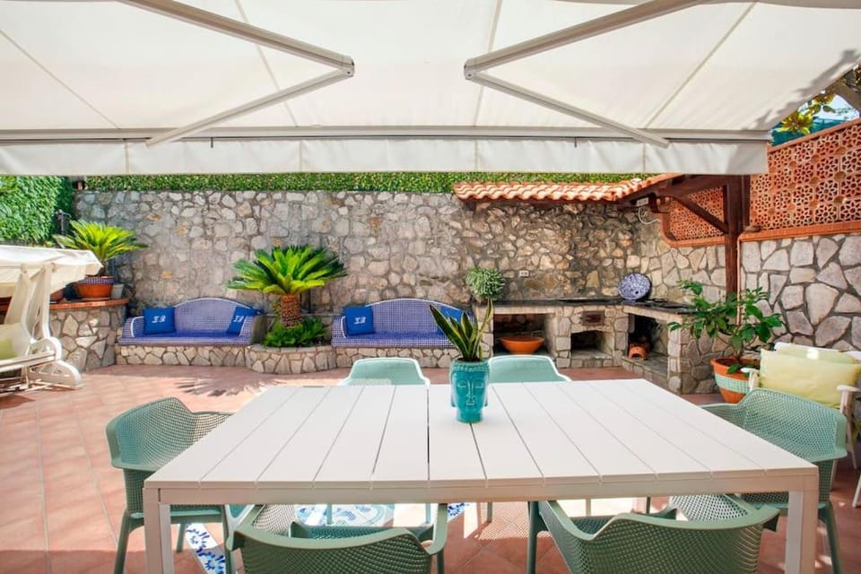 La zagara bianca Villa in Massa Lubrense