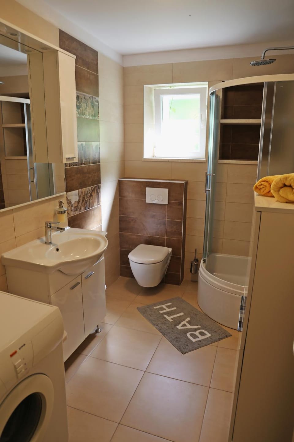Bathroom, washing machine