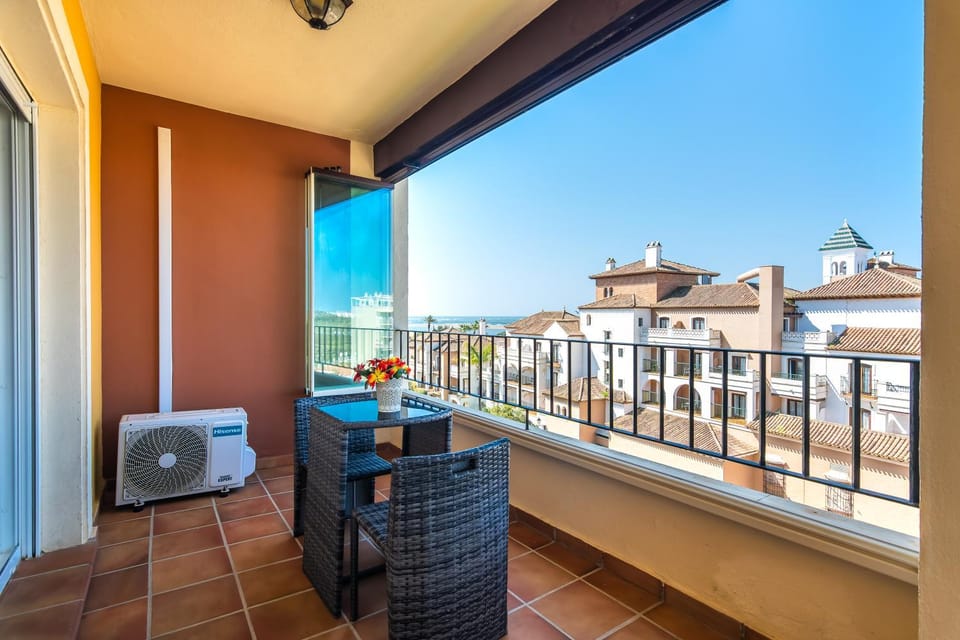 View (from property/room), Balcony/Terrace
