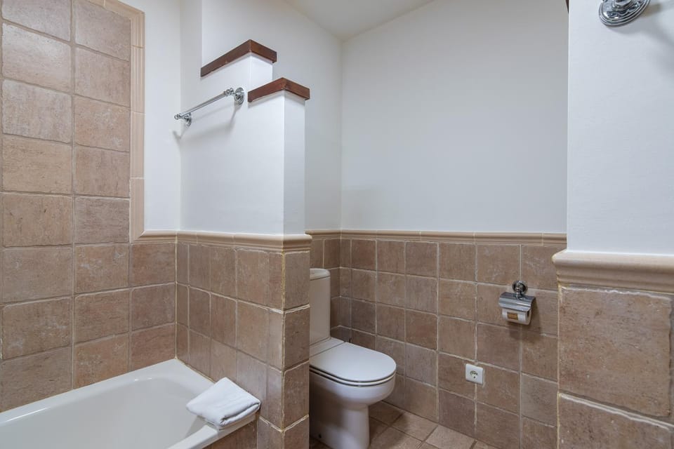 Bathroom, Bath