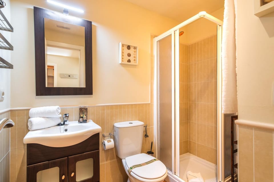 Shower, Bathroom
