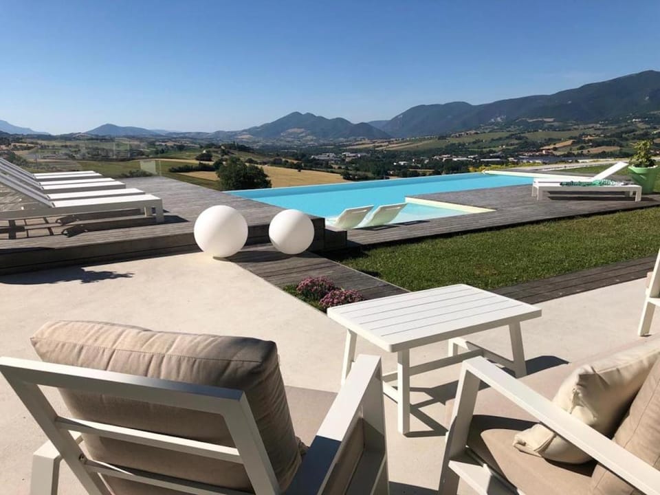 Landmark view, Pool view, Pool view, Swimming pool, Seasons