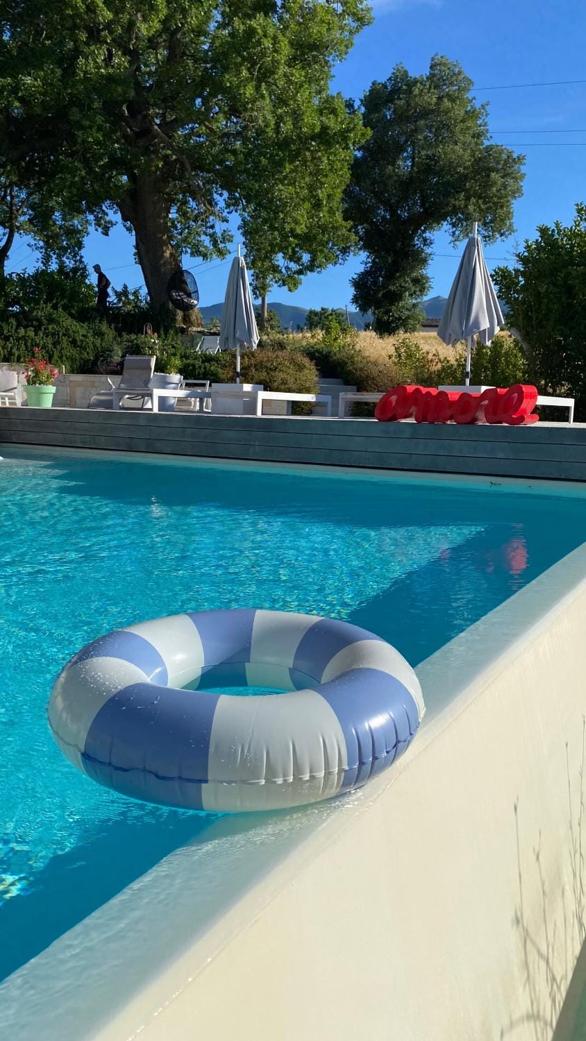 Pool view, Swimming pool, sunbed