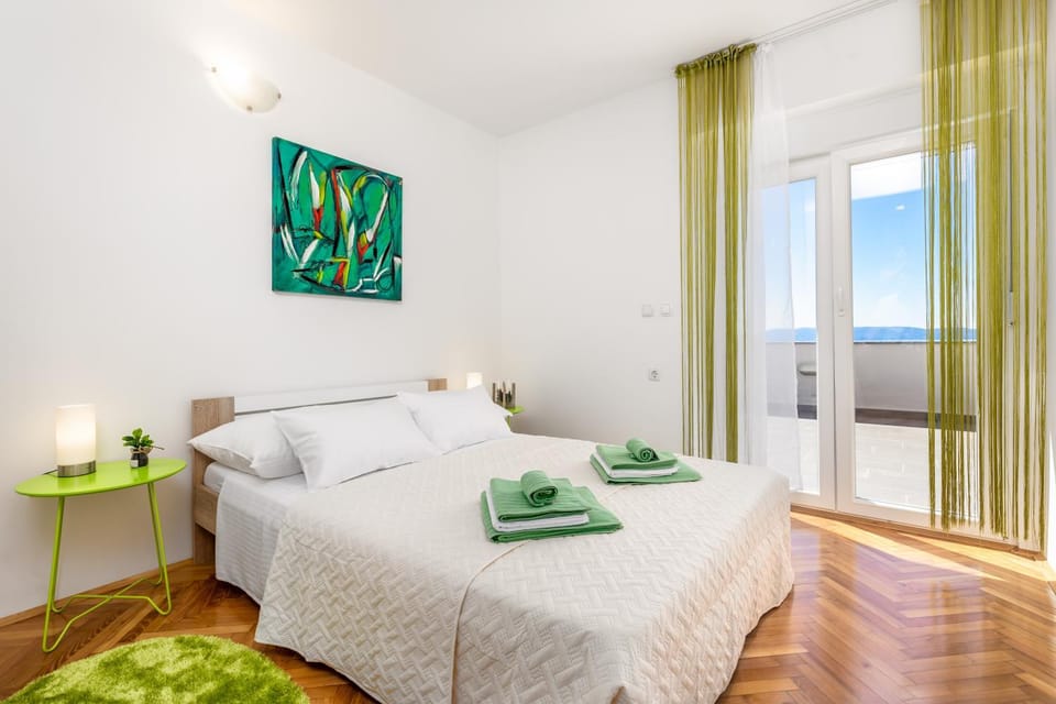 Bedroom, Sea view