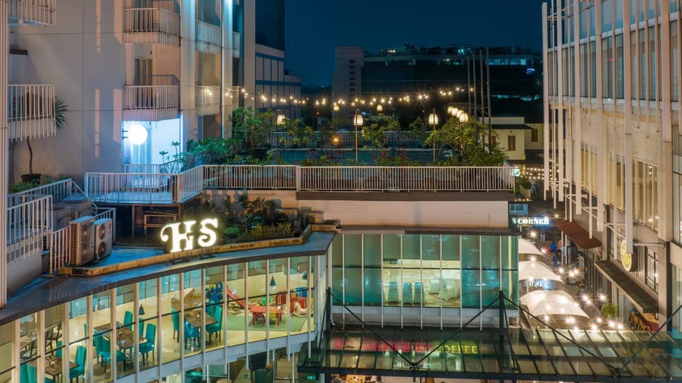 Property building, Night, City view
