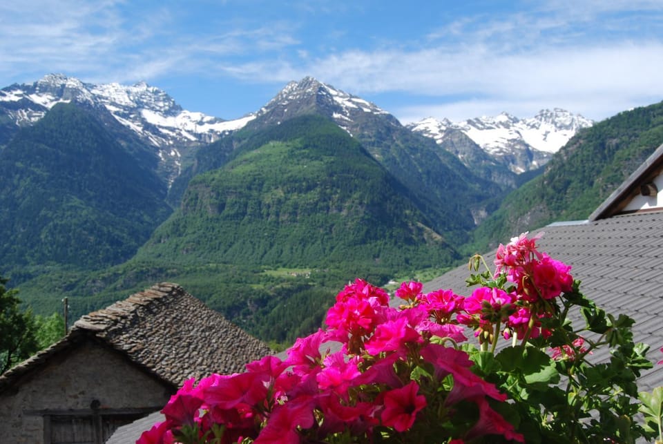 Osteria Anzonico Inn in Canton of Ticino