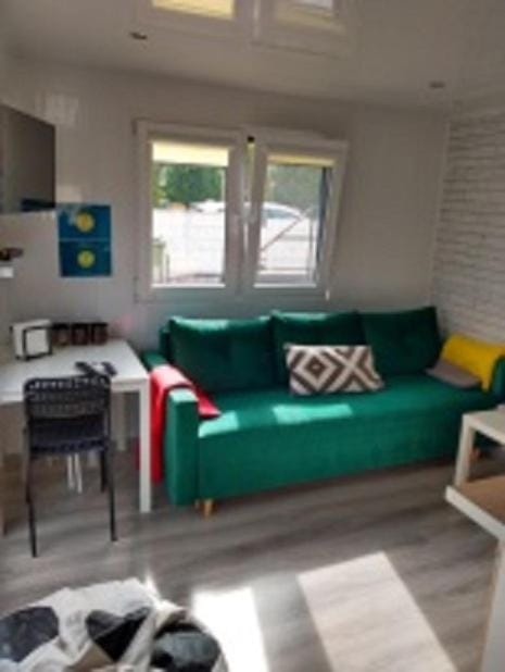 Dobranocka - pokoje i całoroczne domki blisko Energylandii Vacation rental in Lesser Poland Voivodeship