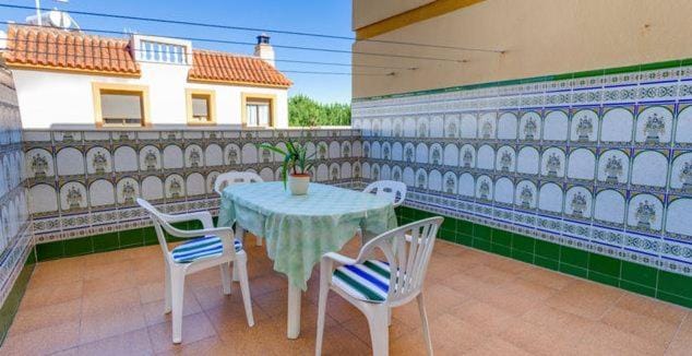Patio, Balcony/Terrace, Sea view, Street view