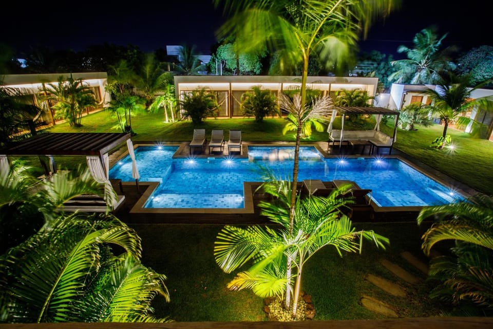 Night, Pool view
