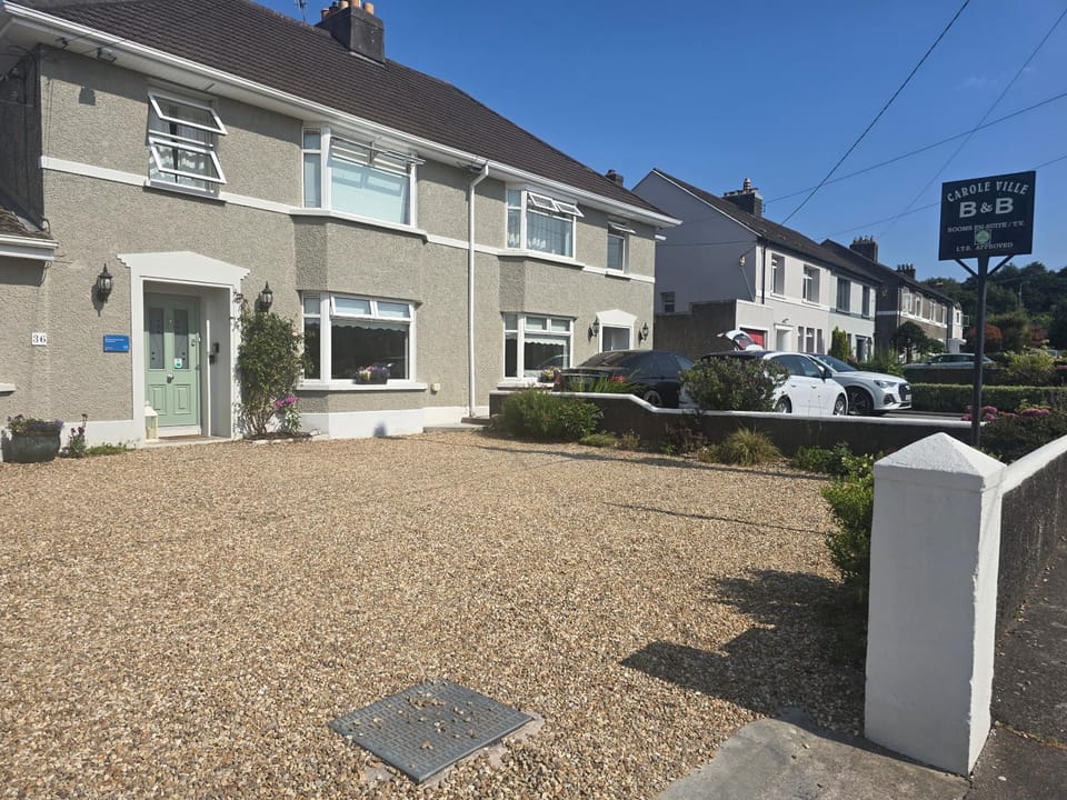 Blackrock Carole Ville Guesthouse Bed and Breakfast in Cork City