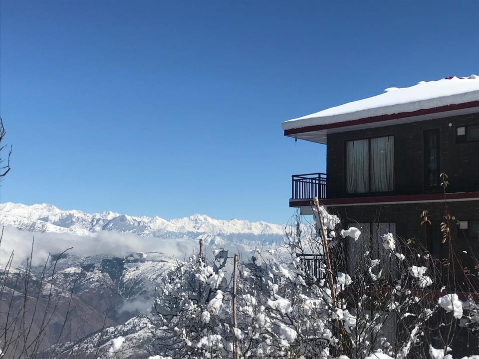 Property building, Natural landscape, Winter