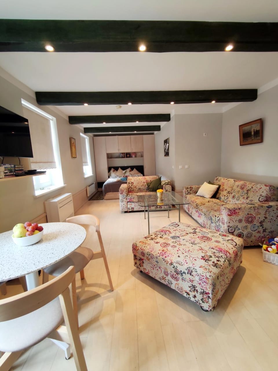 Photo of the whole room