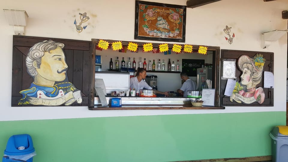 Lounge or bar