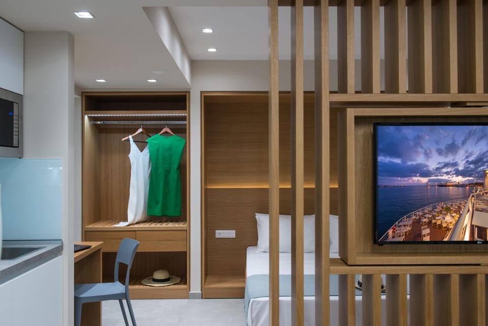 King's Blue, Urban Suites Apartment in Heraklion