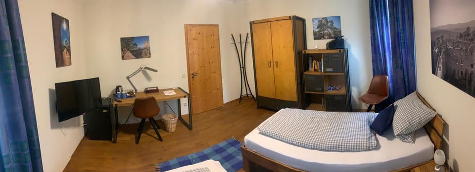 TV and multimedia, Photo of the whole room