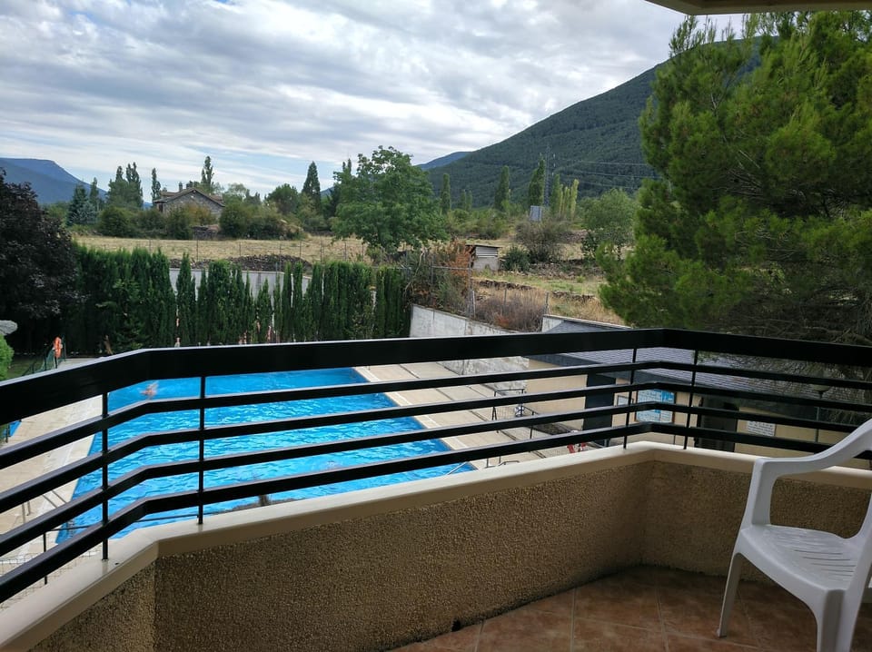 Balcony/Terrace, Pool view