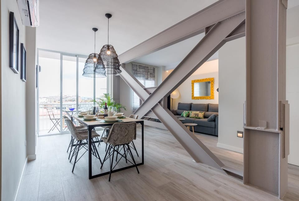 Living room, Dining area
