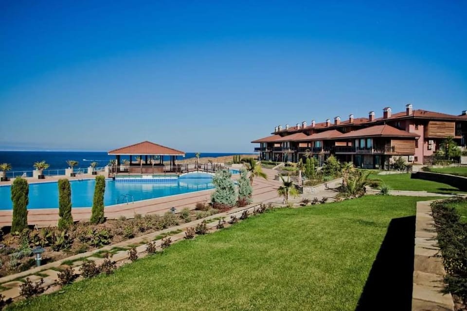 Pool view, Sea view, Swimming pool