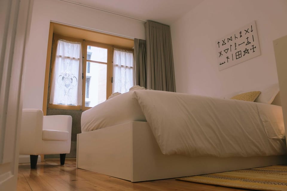 Siglas & Runas House in Porto District