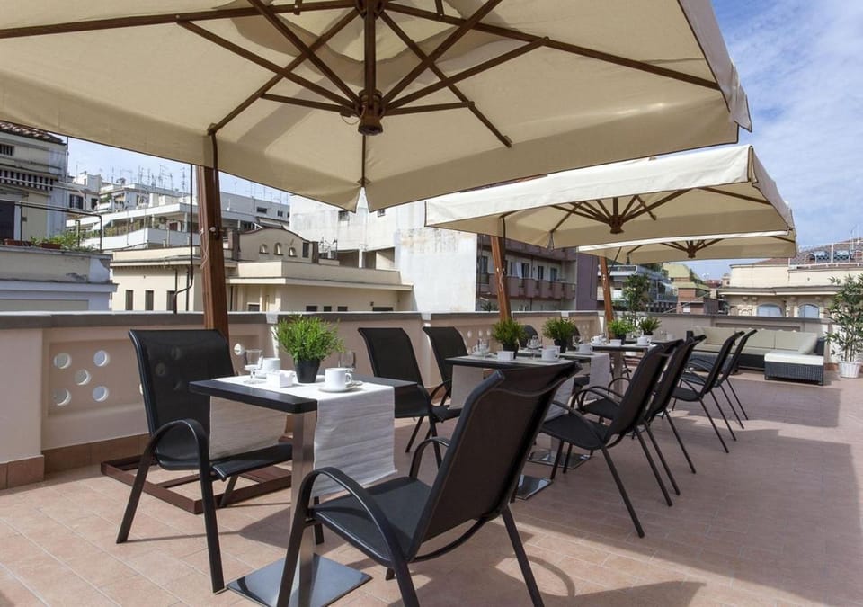 View (from property/room), Balcony/Terrace