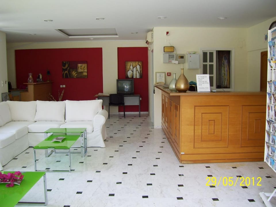 Apelia Residence Apartment hotel in Agia Marina