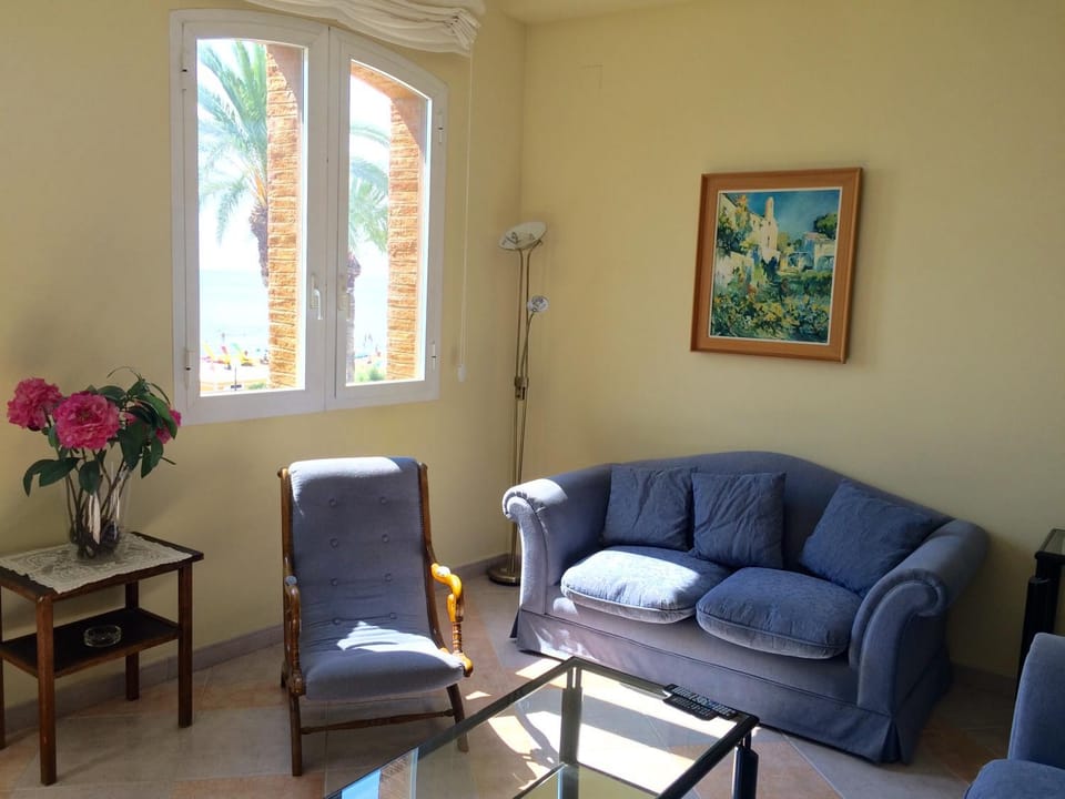 Living room, On site, Sea view