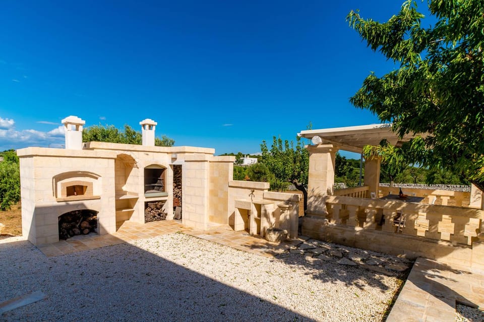 Patio, BBQ facilities