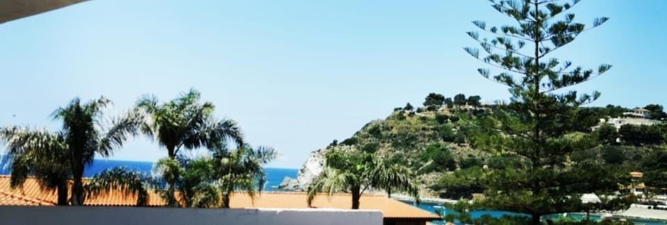 Paradise Apartment in Calabria