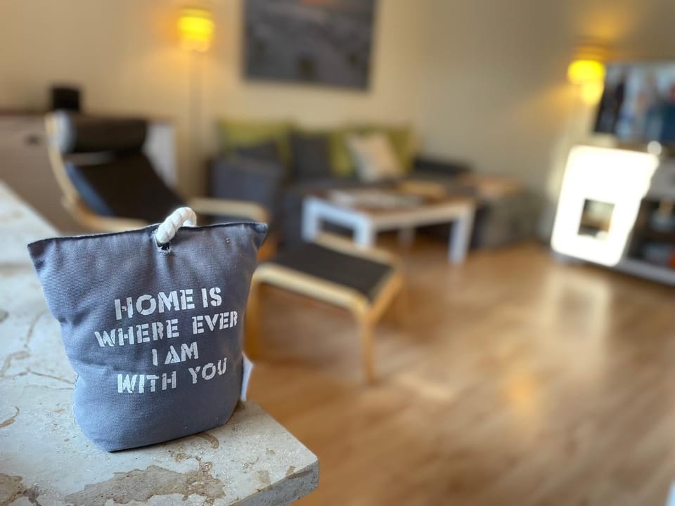 TV and multimedia, Living room, Seating area, Text overlay