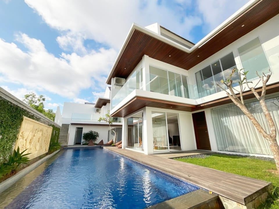 Property building, Patio, Day, Pool view, Swimming pool