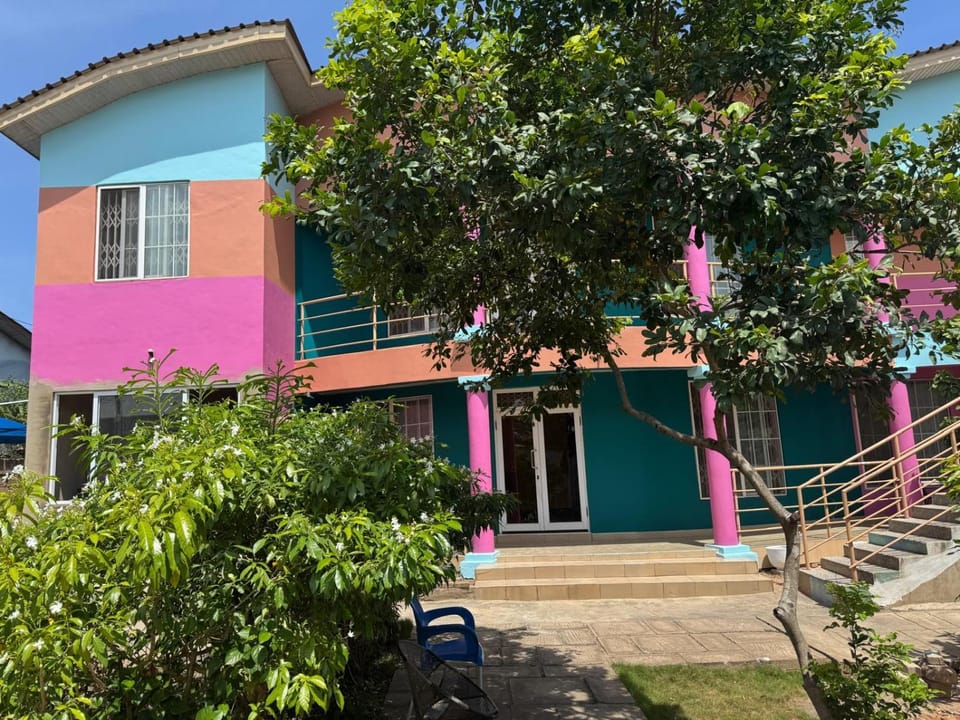 Property building, Day