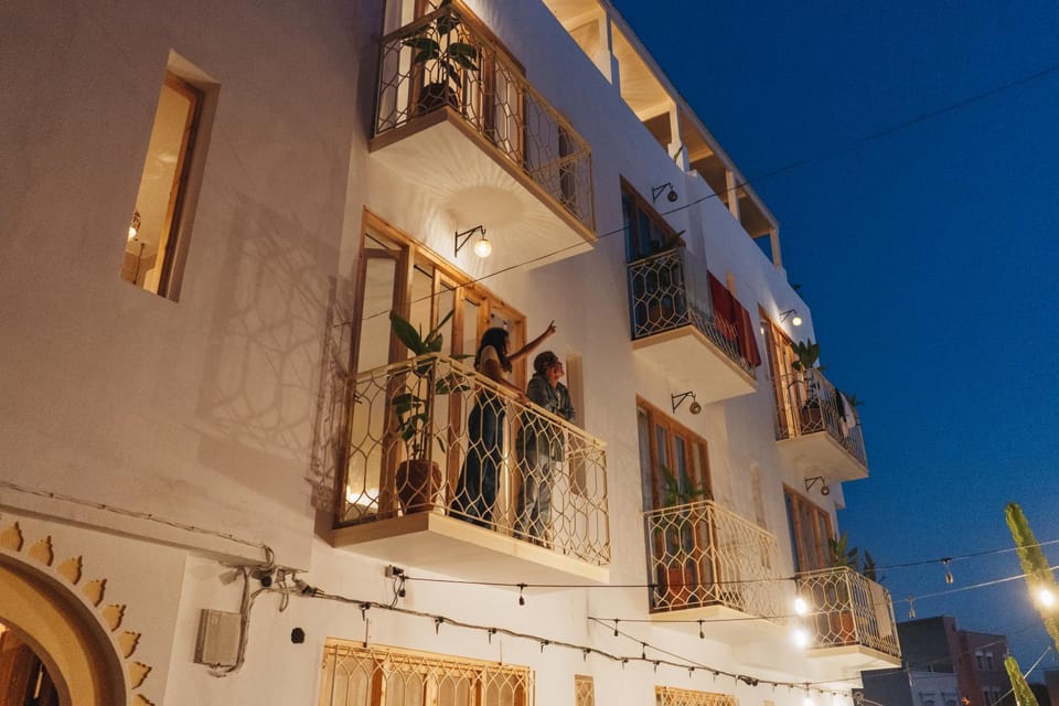 Property building, Balcony/Terrace