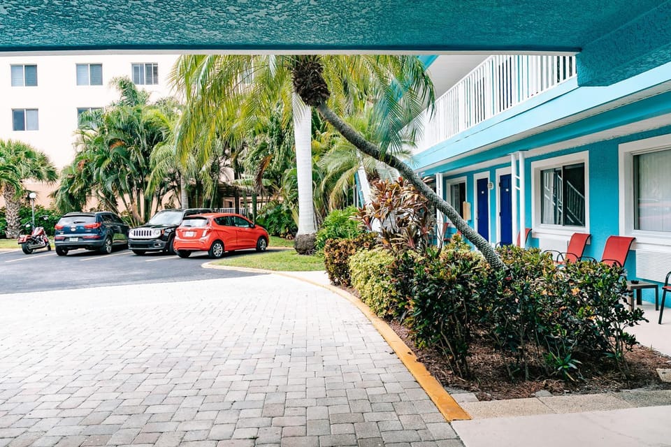 Garden view, Parking