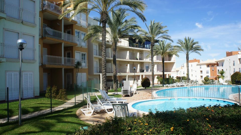 Garden, Swimming pool