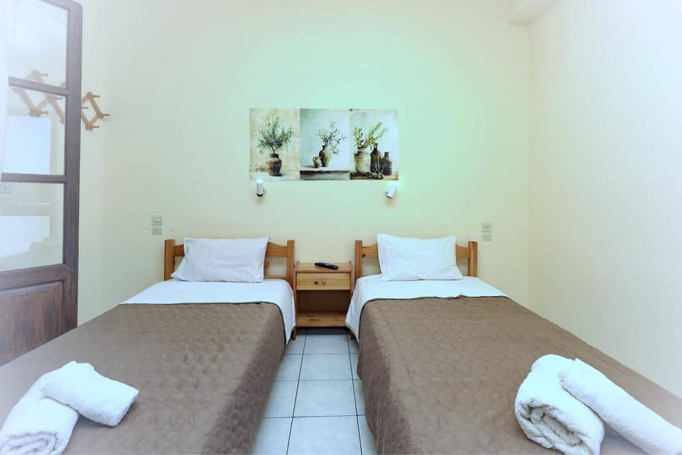 O Ampelonas tou kyr Giorgou Apartment in Sporades, Greece