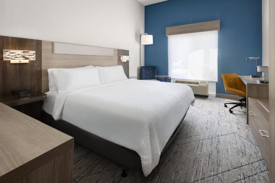 Holiday Inn Express and Suites Newberry by IHG Hotel in South Carolina