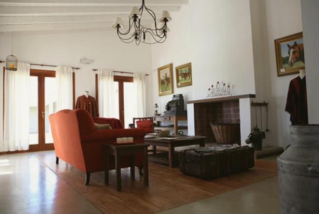 Day, Lounge or bar, Autumn, On site