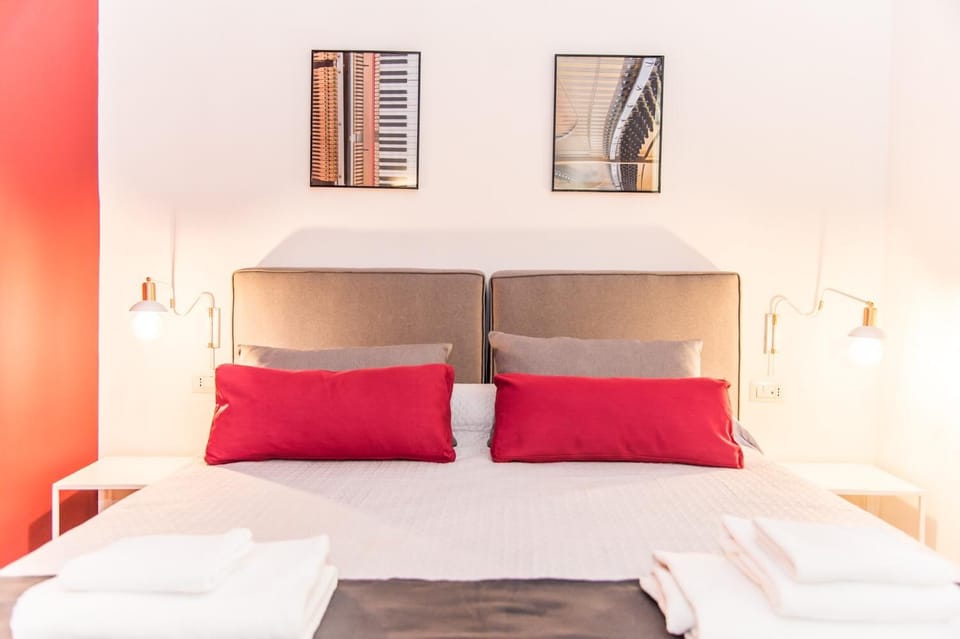 Dama Suite Bed and Breakfast in Naples