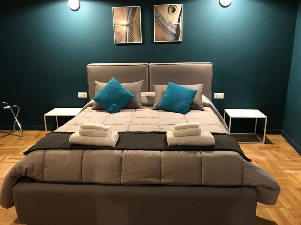 Dama Suite Bed and Breakfast in Naples