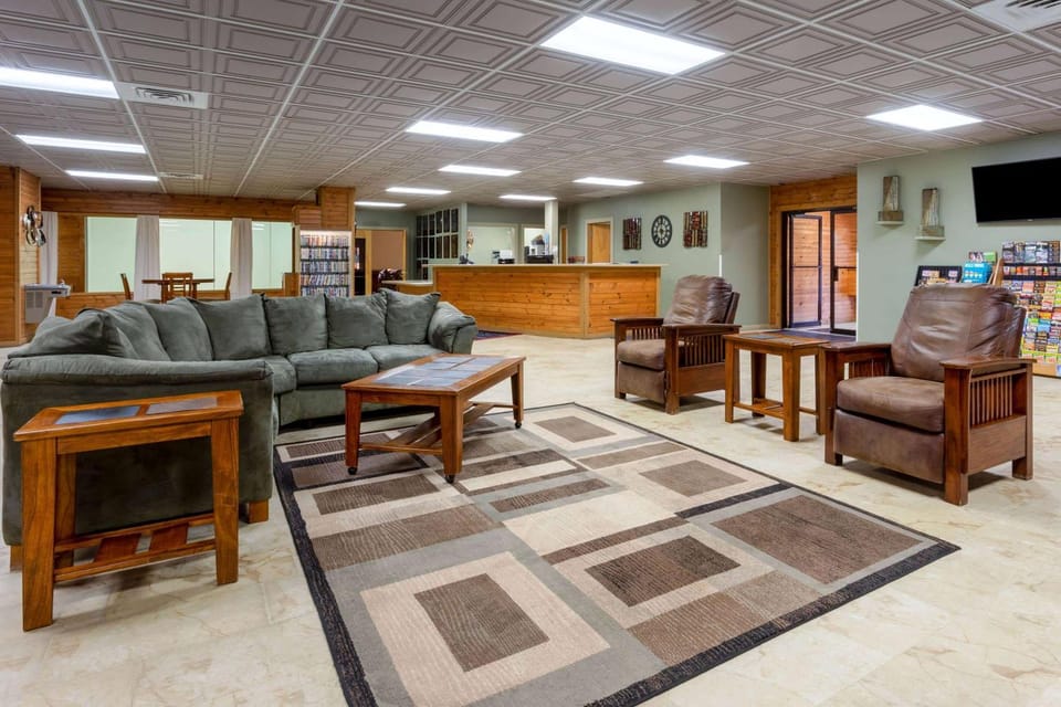 Lobby or reception, On site