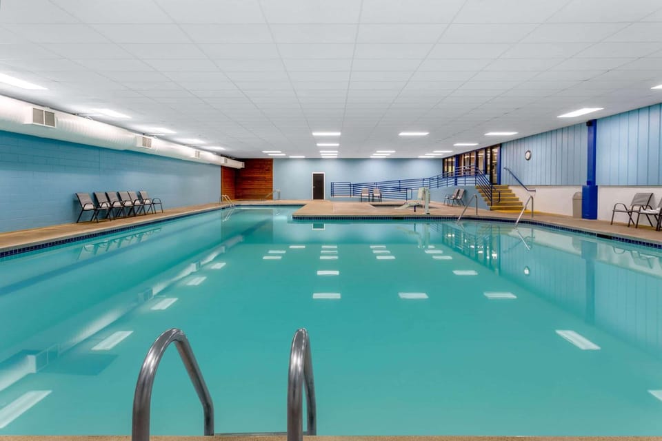 On site, Pool view, Swimming pool, Swimming pool