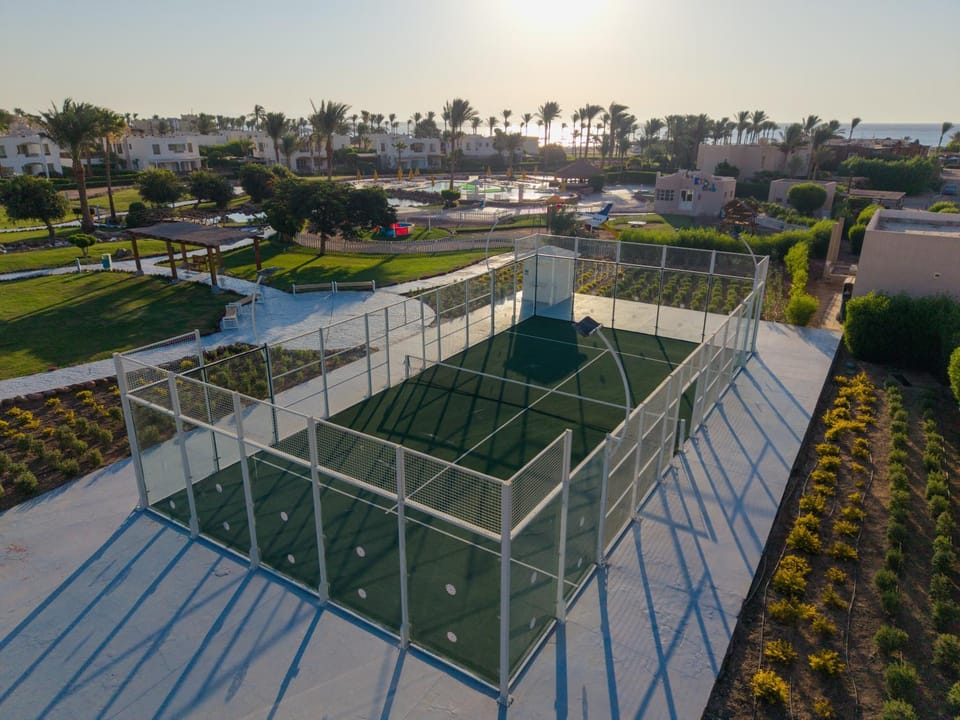 Tennis court