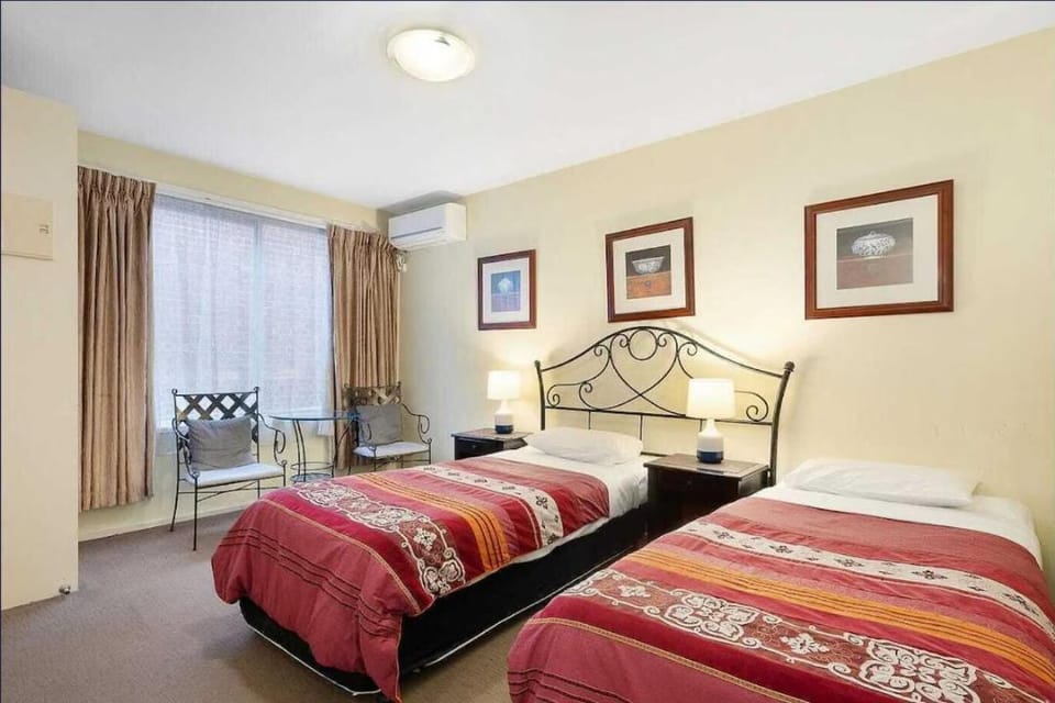 Knightsbridge Apartments Apartment hotel in Melbourne