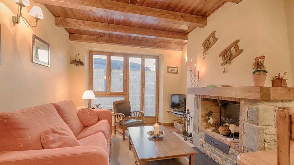 Saplan Real Estate PLETA NHEU Bed and Breakfast in Catalonia