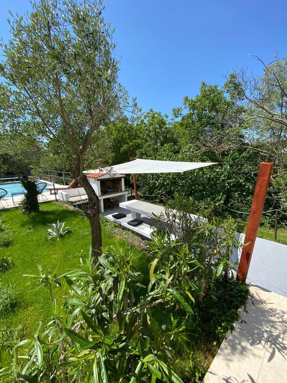 Spring, Day, Natural landscape, BBQ facilities, Garden, Garden view, sunbed