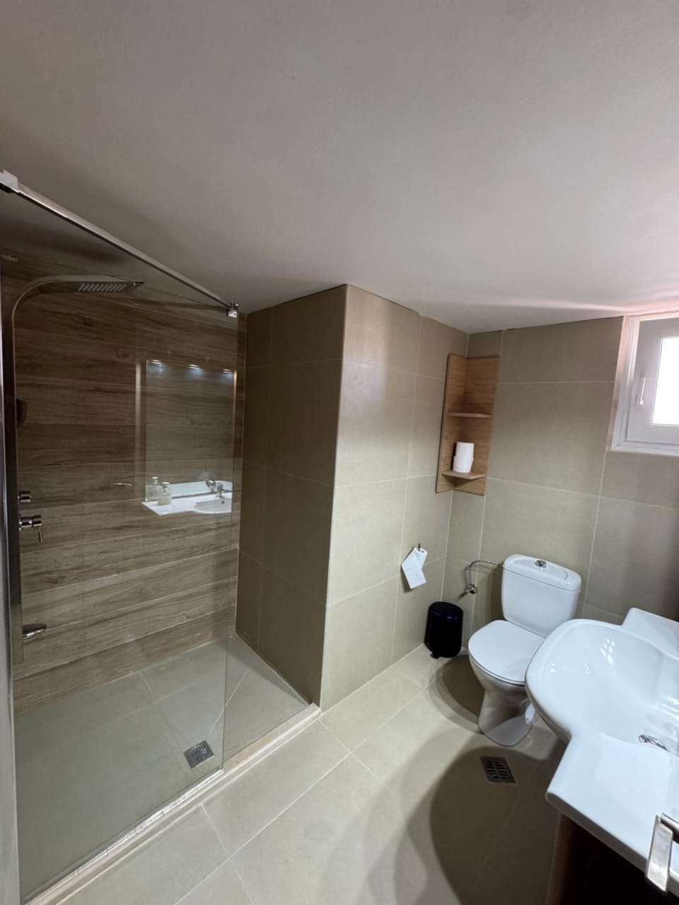 Molos Beach Rooms Hotel in Kissamos