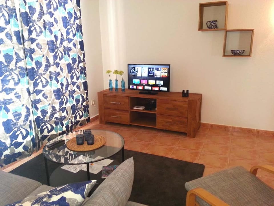 TV and multimedia, Balcony/Terrace, Living room