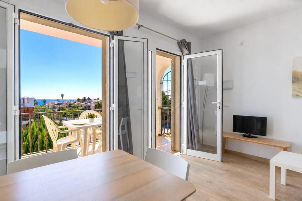 Balcony/Terrace, Dining area