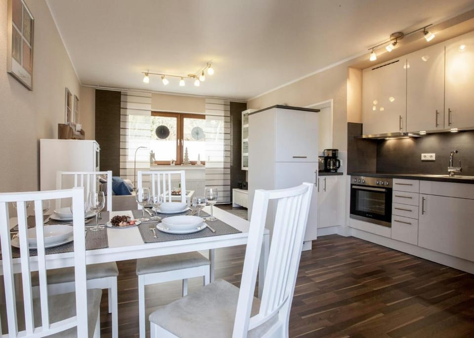Rosalie - Lake - Hiking&Swimming - Cozy&Nature Apartment in Winterberg